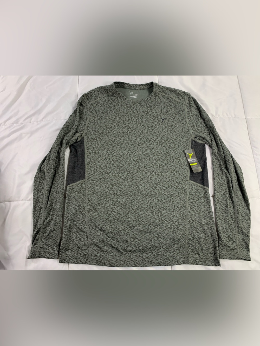 New with tags OLD NAVY ACTIVE long sleeve shirt mens size L